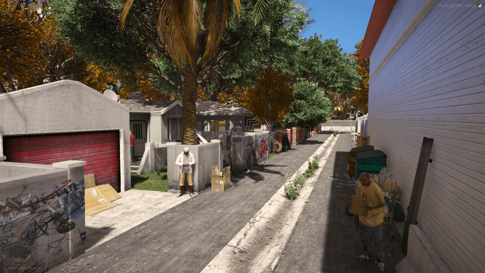 COMPTON HOOD + 3 INTERIORS MLO